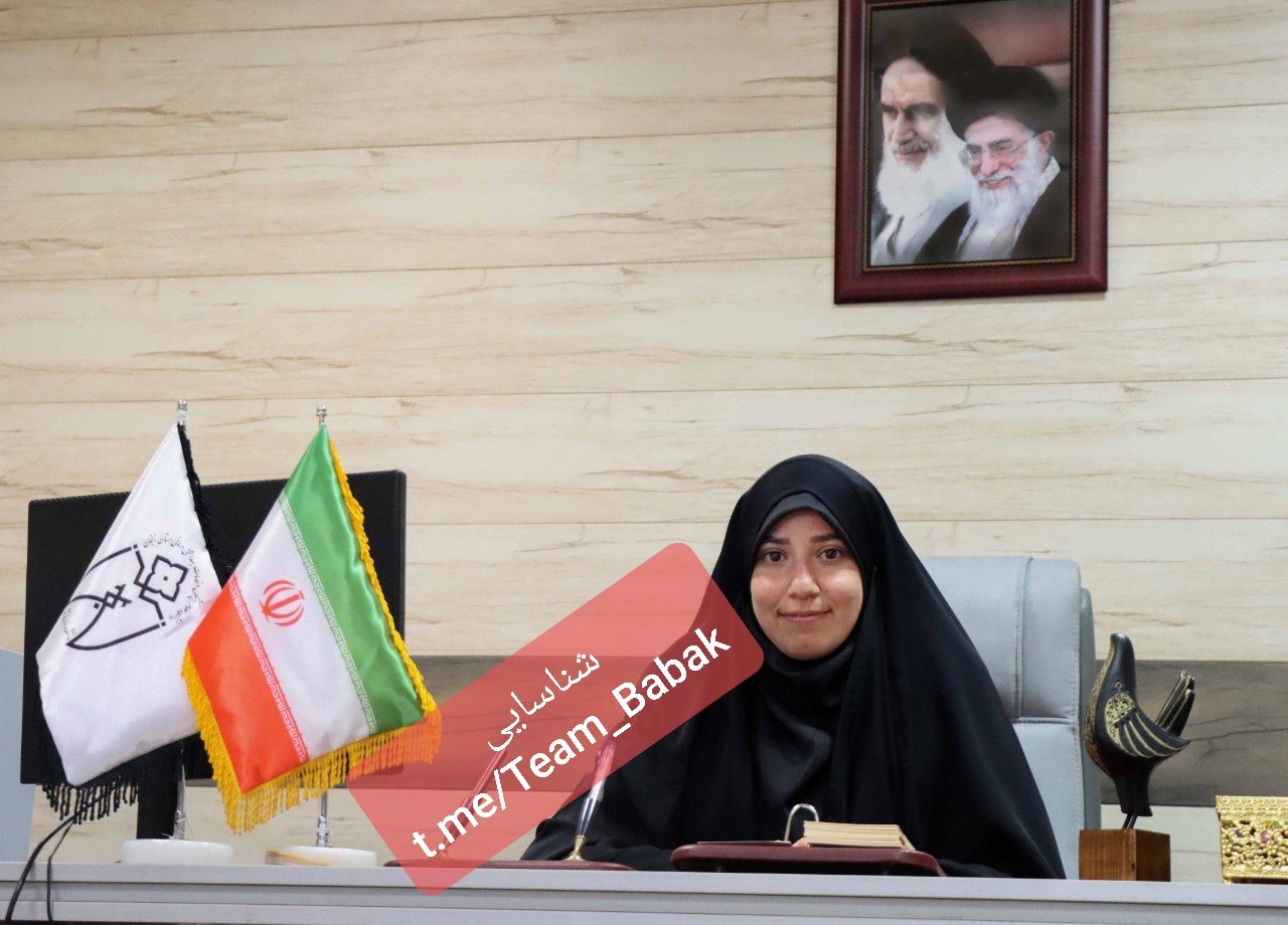 مینا محبیان